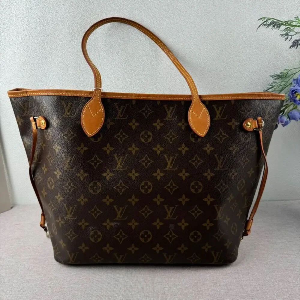 Louis Vuitton Women Pre-Loved Bag Very Good Condition